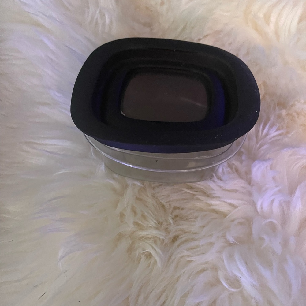Scent proof RUBBERMAID